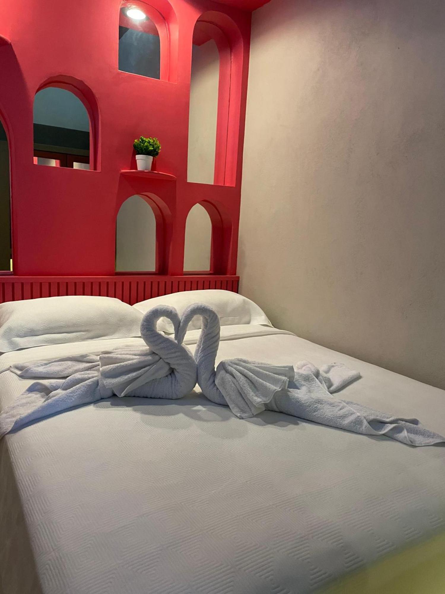 Hostal Poquito A Poquito Valladolid  Exteriér fotografie