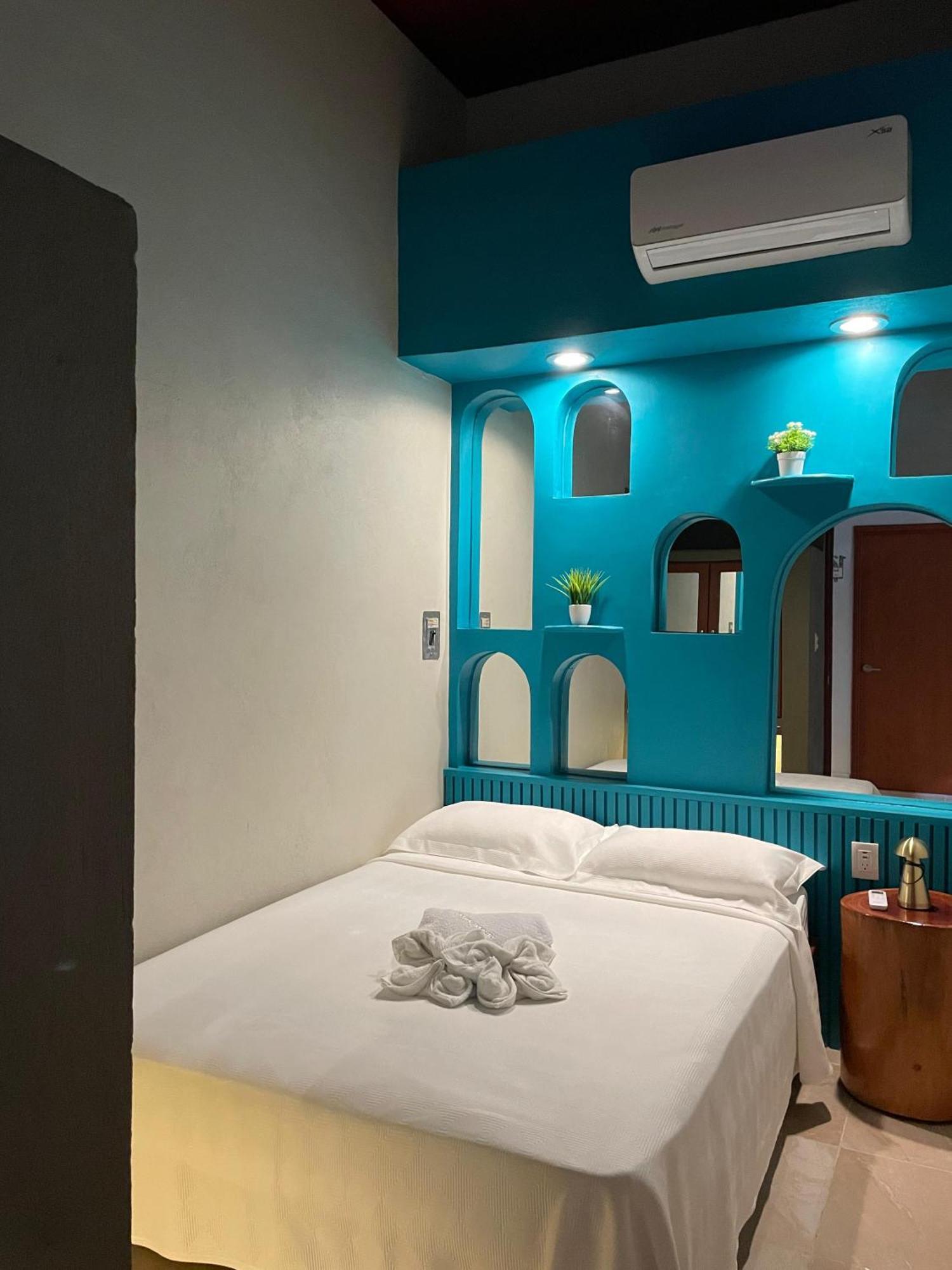 Hostal Poquito A Poquito Valladolid  Exteriér fotografie