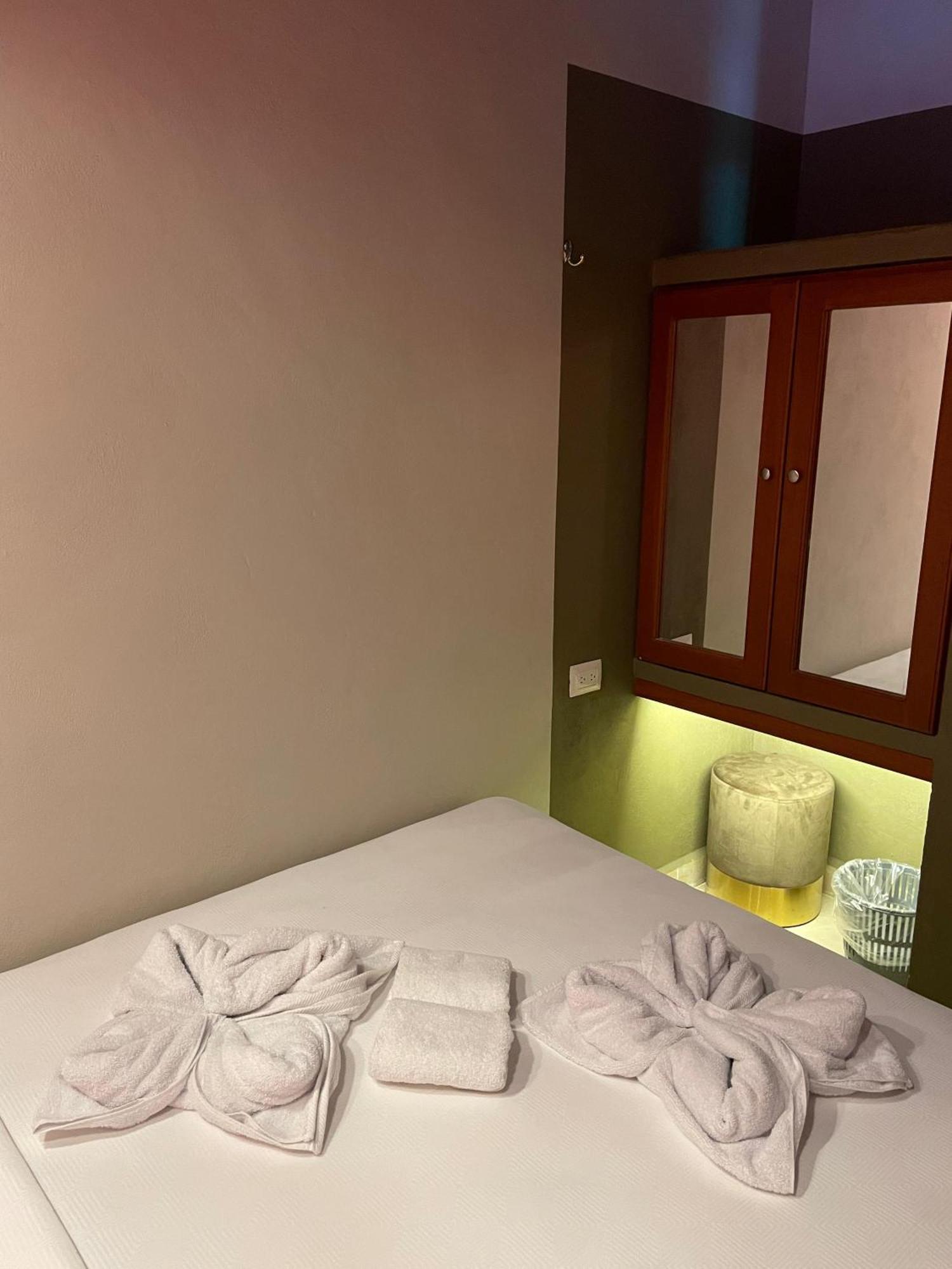 Hostal Poquito A Poquito Valladolid  Exteriér fotografie