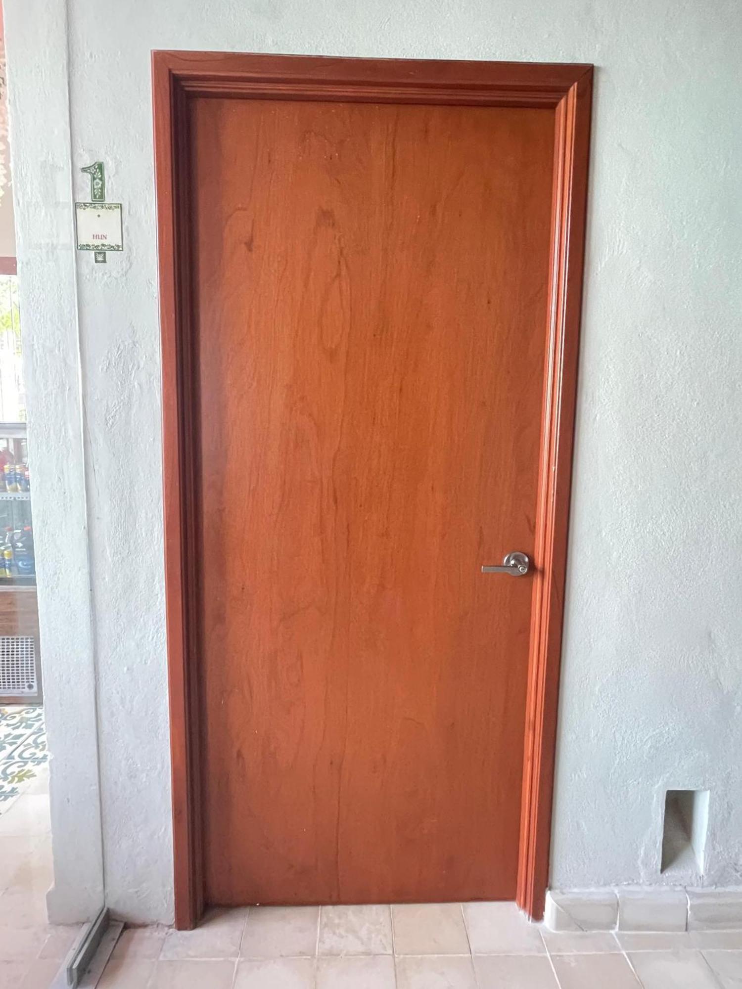 Hostal Poquito A Poquito Valladolid  Exteriér fotografie