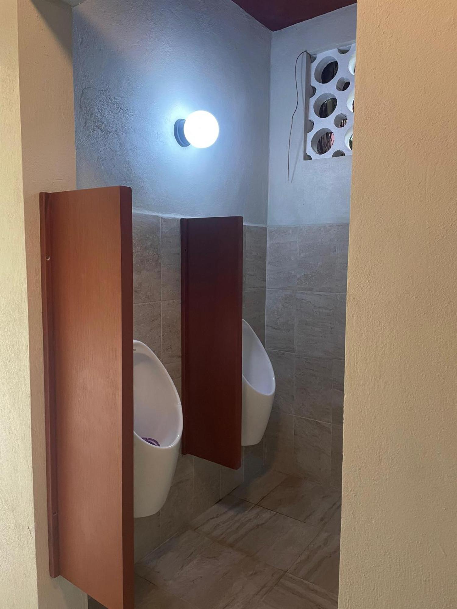 Hostal Poquito A Poquito Valladolid  Exteriér fotografie